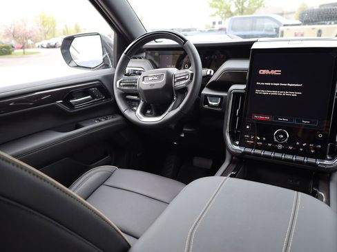 New 2026 GMC Yukon XL Elevation image 21