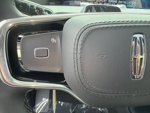 New 2027 Lincoln Navigator Reserve AWD/4WD image 35