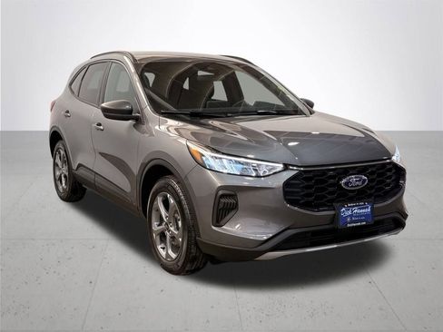 Certified 2025 Ford Escape ST-Line image 9