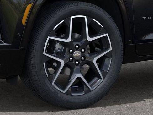 New 2026 Chevrolet Traverse High Country w/ LPO, Floor Liner Package AWD/4WD image 9