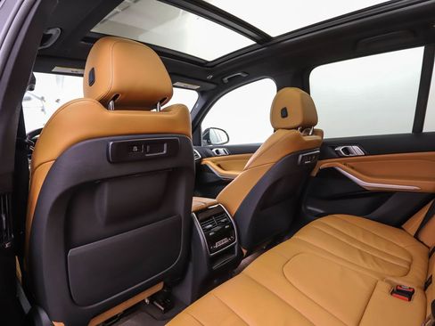 Used 2019 BMW X5 xDrive40i w/ Convenience Package image 21