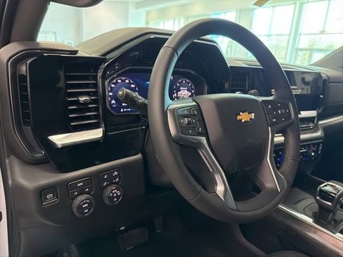 New 2026 Chevrolet Silverado 1500 LTZ w/ LTZ Convenience Package II AWD/4WD image 16