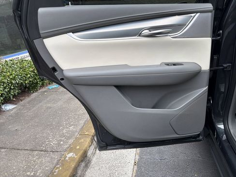 Certified 2023 Cadillac XT5 Premium Luxury image 26