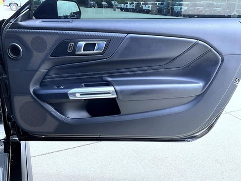 Used 2025 Ford Mustang GT Premium RWD image 18