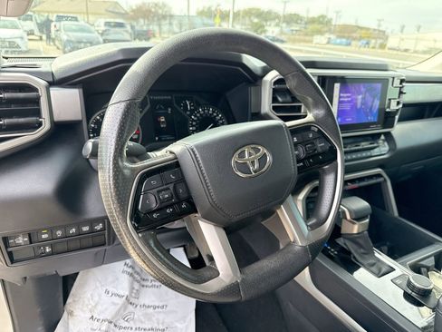 Used 2022 Toyota Tundra SR5 image 11