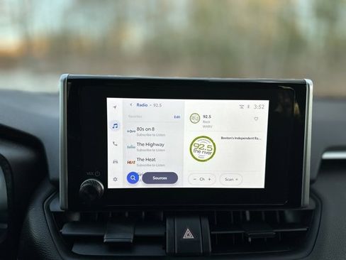 Used 2024 Toyota RAV4 XLE image 11