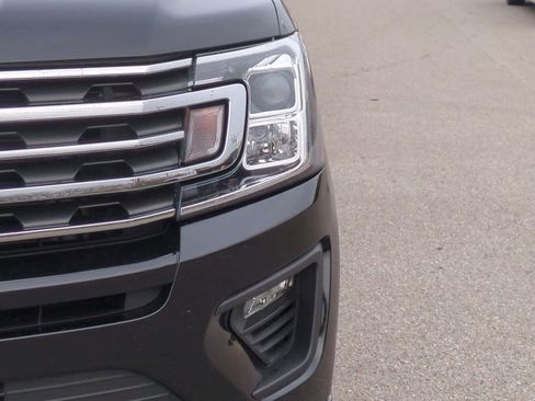 Used 2021 Ford Expedition XLT w/ Black Accent Package image 11