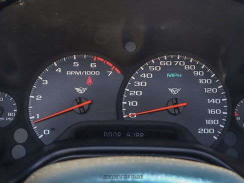 Used 1998 Chevrolet Corvette Coupe w/ Roof Pkg RWD image 43