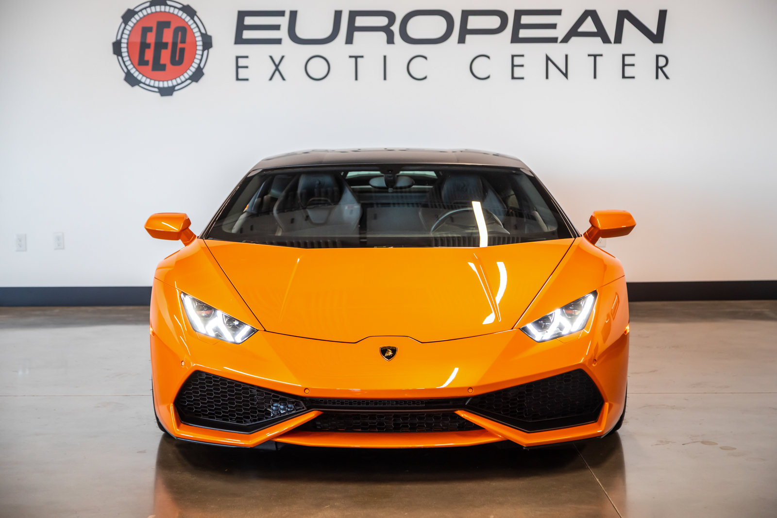 Used 2015 Lamborghini Huracan LP 610-4 AWD/4WD image 3