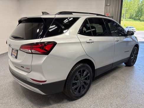 Used 2022 Chevrolet Equinox RS w/ Infotainment Package AWD/4WD image 7