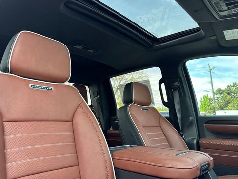 New 2026 GMC Sierra 2500 Denali Ultimate w/ Max Trailering Package AWD/4WD image 16
