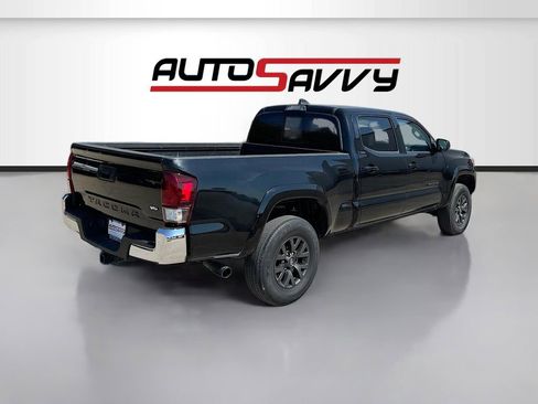 Used 2023 Toyota Tacoma SR5 w/ Black Out Package (TMS) RWD image 7