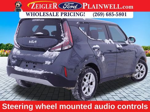 Used 2024 Kia Soul LX w/ Option Group 015 image 3
