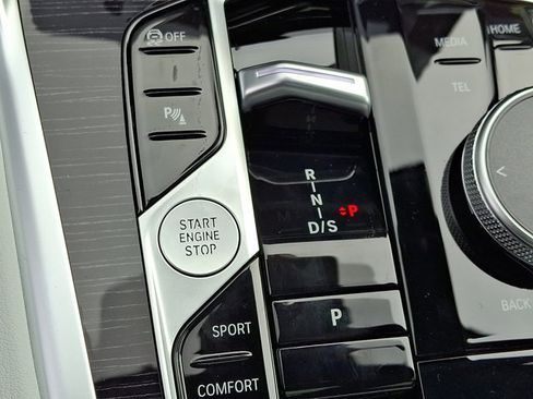 New 2026 BMW X6 xDrive40i image 11