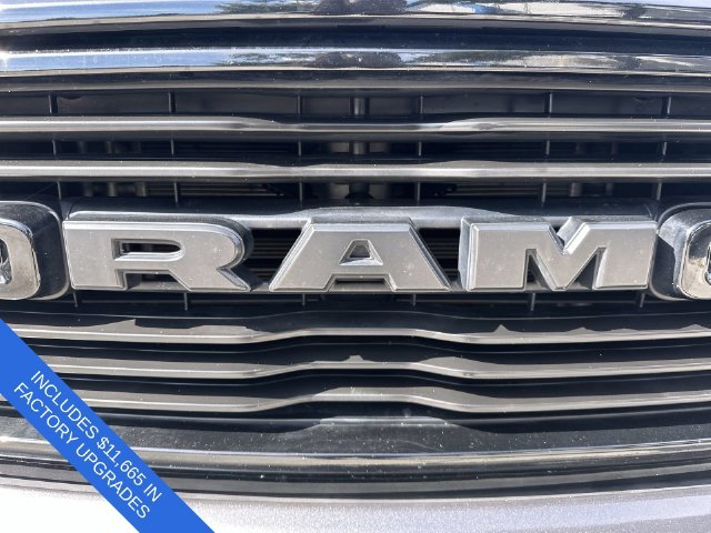 Used 2023 RAM 1500 Laramie AWD/4WD image 10