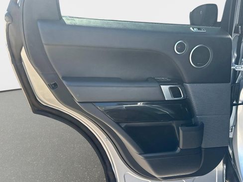 Used 2021 Land Rover Range Rover Sport HST image 14