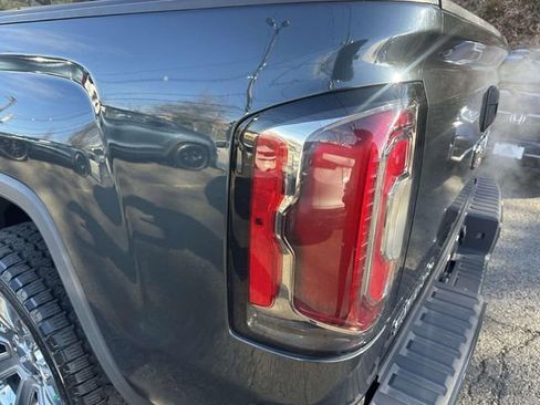 Used 2018 GMC Sierra 1500 Denali w/ Denali Ultimate Package image 9