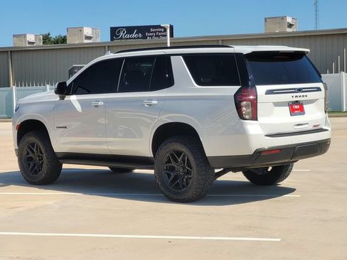 Used 2022 Chevrolet Tahoe RST w/ Luxury Package AWD/4WD image 7