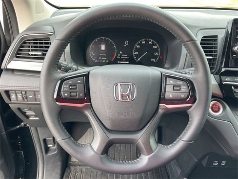 Used 2026 Honda Odyssey EX-L image 10