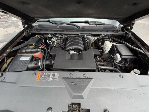 Used 2018 Chevrolet Silverado 1500 LT w/ All Star Edition AWD/4WD image 28