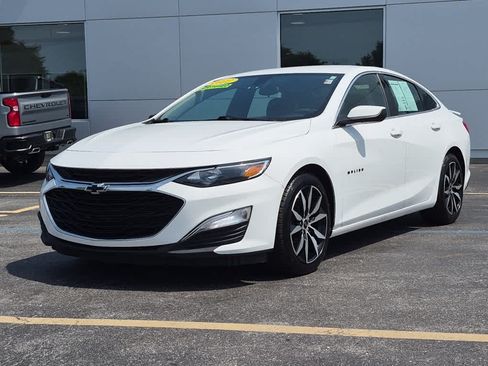 Used 2022 Chevrolet Malibu RS FWD image 1