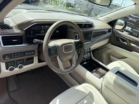 Used 2022 GMC Yukon XL Denali w/ Max Trailering Package AWD/4WD image 24