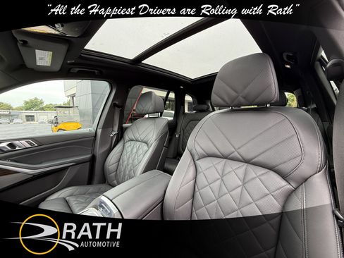 Used 2024 BMW X5 xDrive40i image 11