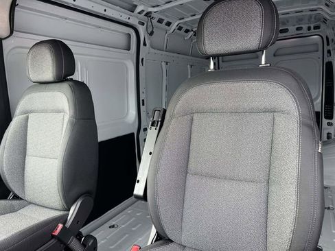 New 2026 RAM ProMaster 2500 w/ Quick Order Package 22G SLT image 23