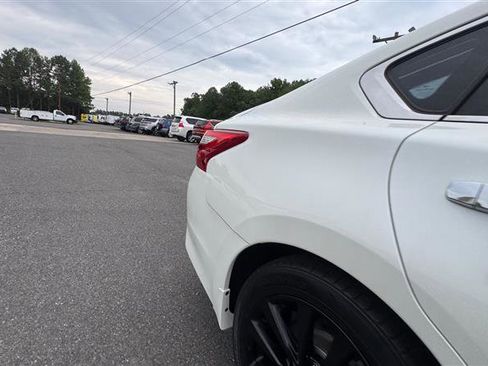 Used 2016 Nissan Altima 2.5 SV w/ Convenience Package FWD image 20