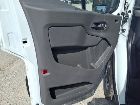 New 2026 Ford Transit 250 148 High Roof RWD image 22
