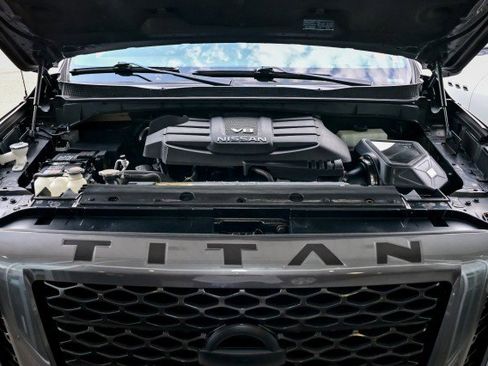 Used 2019 Nissan Titan SV w/ SV Convenience Package AWD/4WD image 54