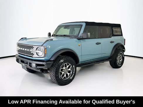 Used 2022 Ford Bronco Badlands AWD/4WD image 3