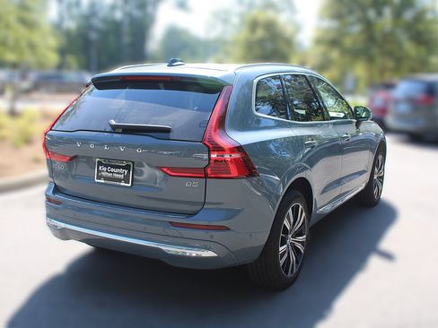 Used 2022 Volvo XC60 B5 Inscription w/ Advanced Package FWD image 12