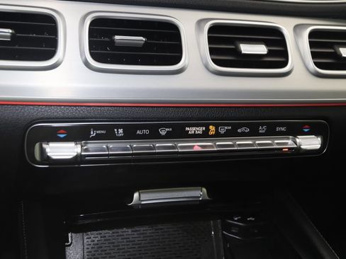 Used 2021 Mercedes-Benz GLS 450 4MATIC image 38