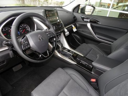 New 2026 Mitsubishi Eclipse Cross SE image 13