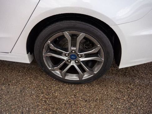 Used 2020 Ford Fusion Titanium FWD image 11