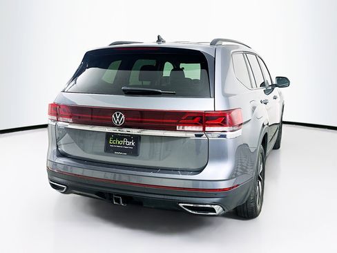 Used 2025 Volkswagen Atlas SE image 9