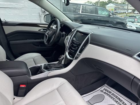 Used 2016 Cadillac SRX Luxury w/ Driver Awareness Package image 33