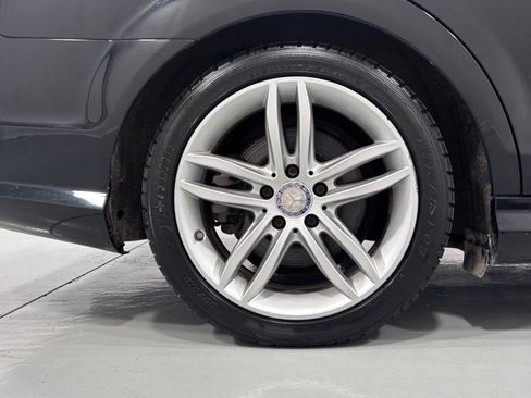 Used 2014 Mercedes-Benz C 300 4MATIC Sedan image 34