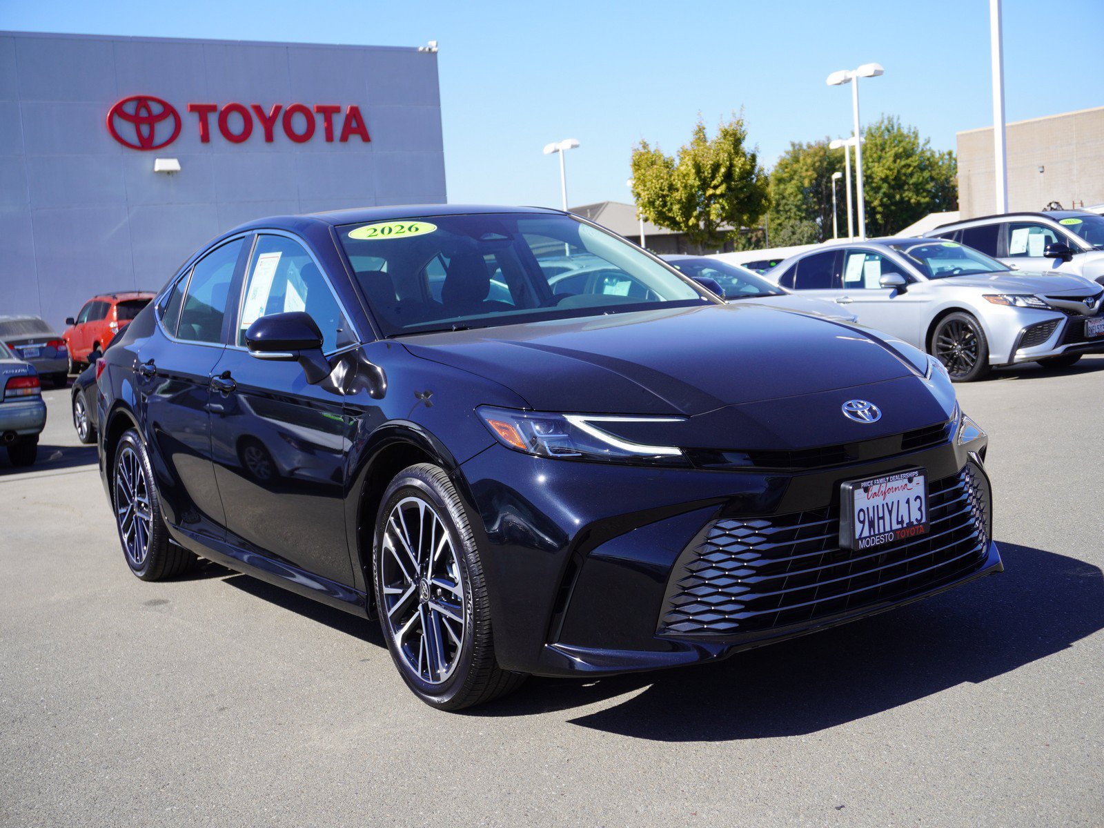 Used 2026 Toyota Camry XLE FWD image 1