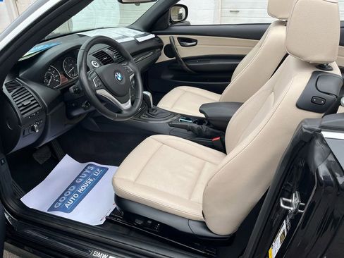 Used 2013 BMW 128i Convertible image 12