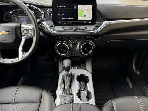 Used 2024 Chevrolet Blazer LT w/ Sound & Technology Package image 10