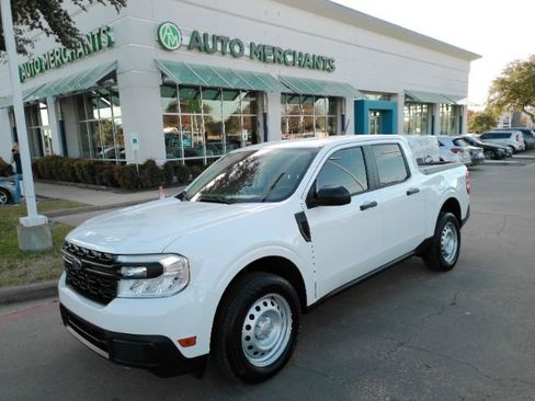 Used 2022 Ford Maverick XL image 1