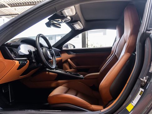 Used 2025 Porsche 911 Carrera S RWD image 24
