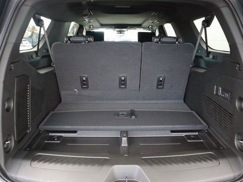 New 2026 GMC Yukon XL Elevation image 9