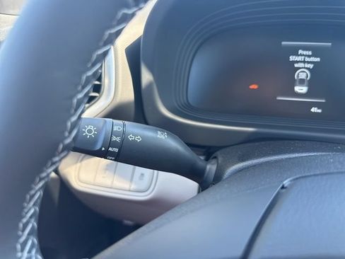 New 2026 Hyundai Venue SEL FWD image 24