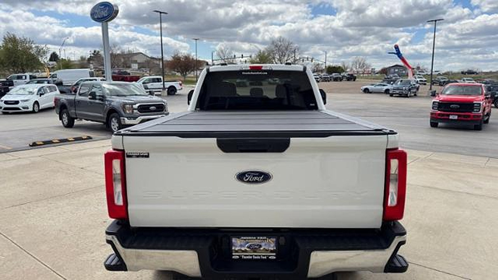 Used 2023 Ford F350 XLT w/ FX4 Off-Road Package AWD/4WD image 4