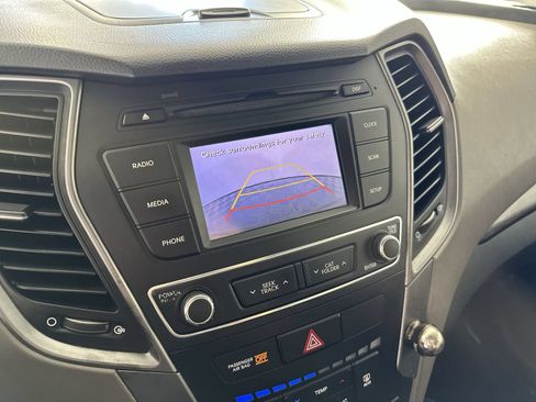 Used 2017 Hyundai Santa Fe Sport AWD/4WD image 17