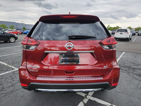 Used 2018 Nissan Rogue SL w/ Premium Package FWD image 18