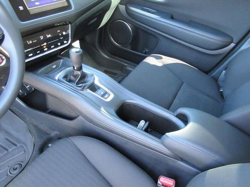 Used 2016 Honda HR-V EX image 15